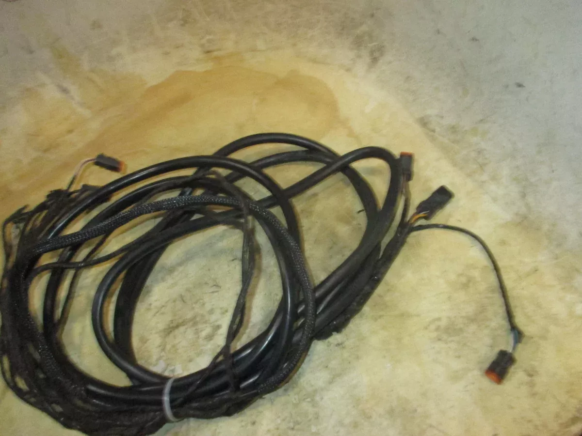 Johnson 90hp Ocean Pro 2 Stroke outboard 15' BRP Rigging Harness